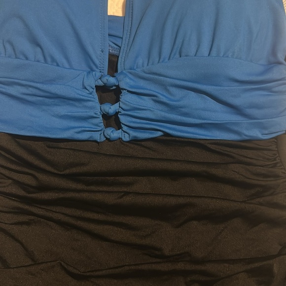 NWT Ralph Lauren Colorblock Tummy Control Swimsuit - Picture 7 of 13